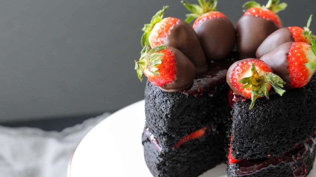 dark chocolate cake delivery singapore